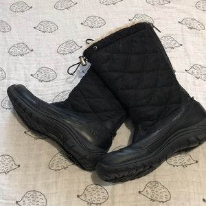 Ugg snow boots with vibram soles